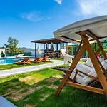 5 Bedroom Luxury With Private Pool Hot Tub Kaş