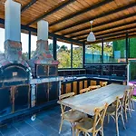 Villa 5 Bedroom Luxury With Private Pool Hot Tub