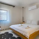 Villa 5 Bedroom Luxury With Private Pool Hot Tub Kaş