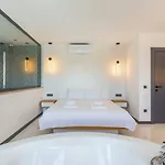 Villa 5 Bedroom Luxury With Private Pool Hot Tub *