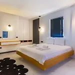 5 Bedroom Luxury With Private Pool Hot Tub Villa