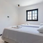 5 Bedroom Luxury With Private Pool Hot Tub Villa