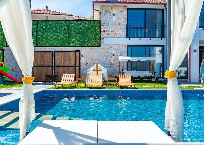 5 Bedroom Luxury With Private Pool Hot Tub Kaş
