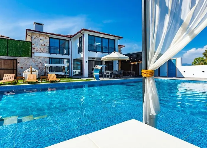 Willa 5 Bedroom Luxury With Private Pool Hot Tub