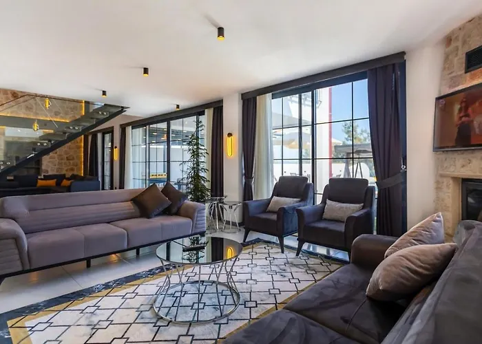 5 Bedroom Luxury With Private Pool Hot Tub Kaş