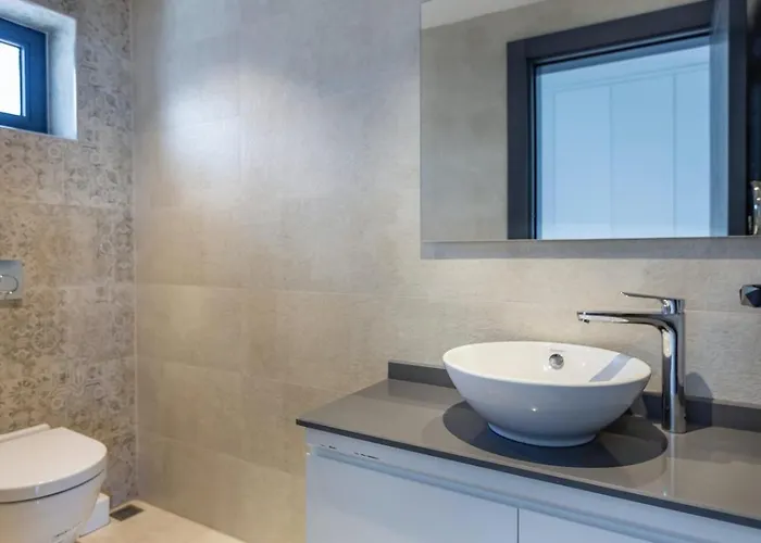 5 Bedroom Luxury With Private Pool Hot Tub * Kaş