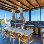 5 Bedroom Luxury With Private Pool Hot Tub Villa