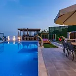 5 Bedroom Luxury With Private Pool Hot Tub Kas