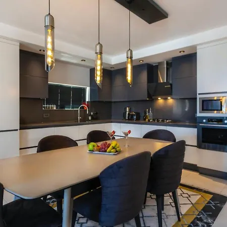 5 Bedroom Luxury With Private Pool Hot Tub Kas
