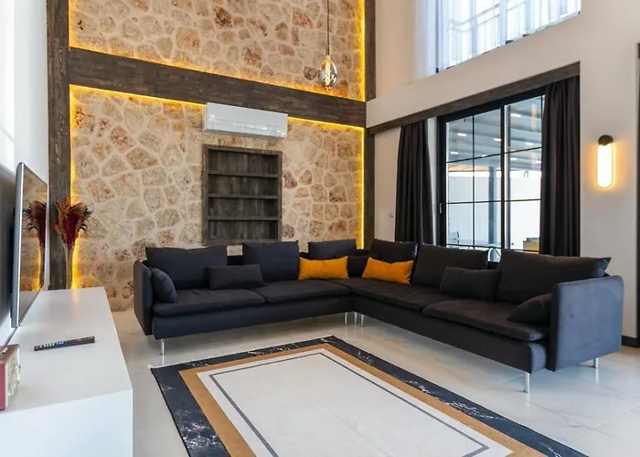 5 Bedroom Luxury With Private Pool Hot Tub Kaş