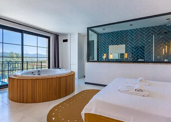 Villa 5 Bedroom Luxury With Private Pool Hot Tub