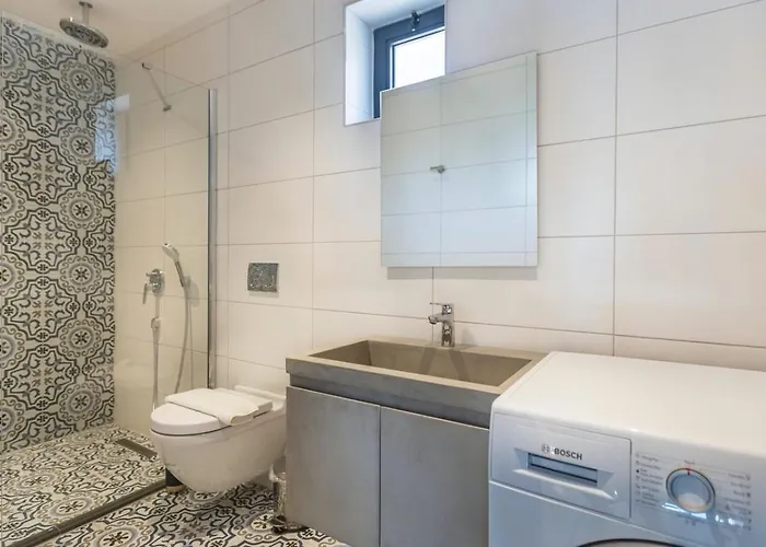 5 Bedroom Luxury With Private Pool Hot Tub Villa